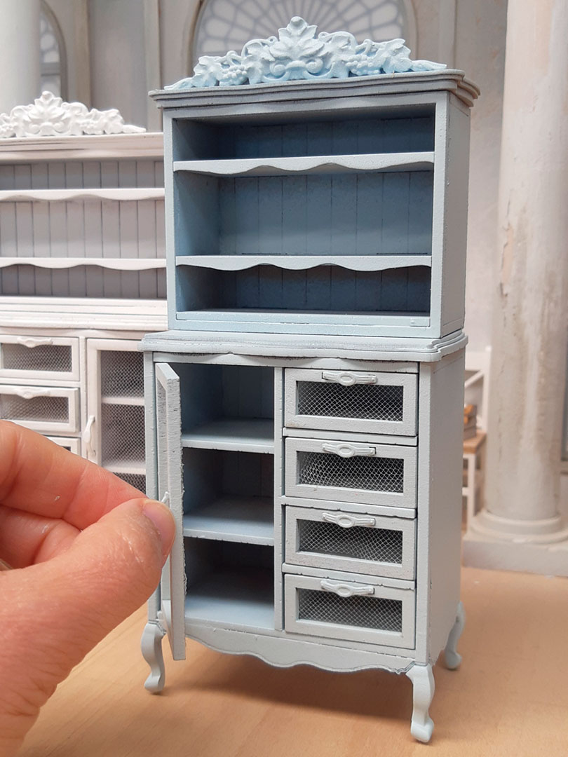 XL cupboard miniature kit